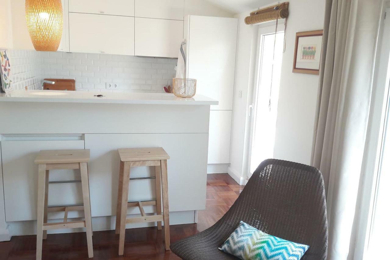 Modern Cosy Flat With Terrace In Campo De Ourique. Leilighet Lisboa Eksteriør bilde